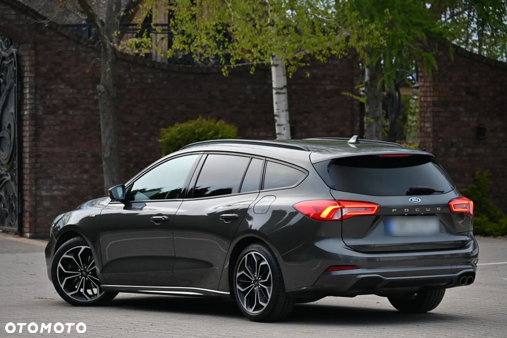 Ford Focus 1.5 EcoBoost ST-Line - 18