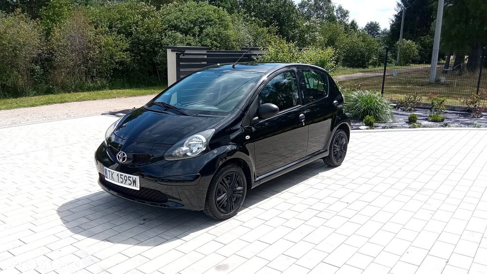 Toyota Aygo - 1