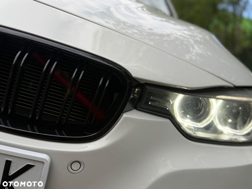 BMW Seria 3 328i xDrive - 8