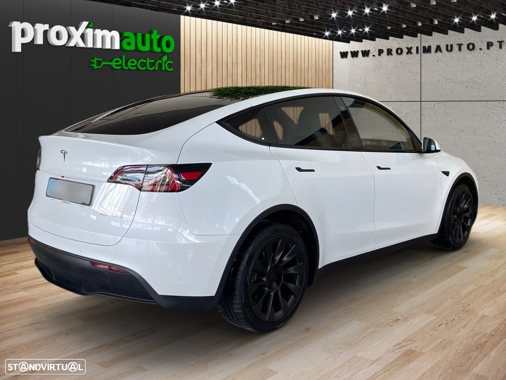 Tesla Model Y Long Range Tração Integral - 16