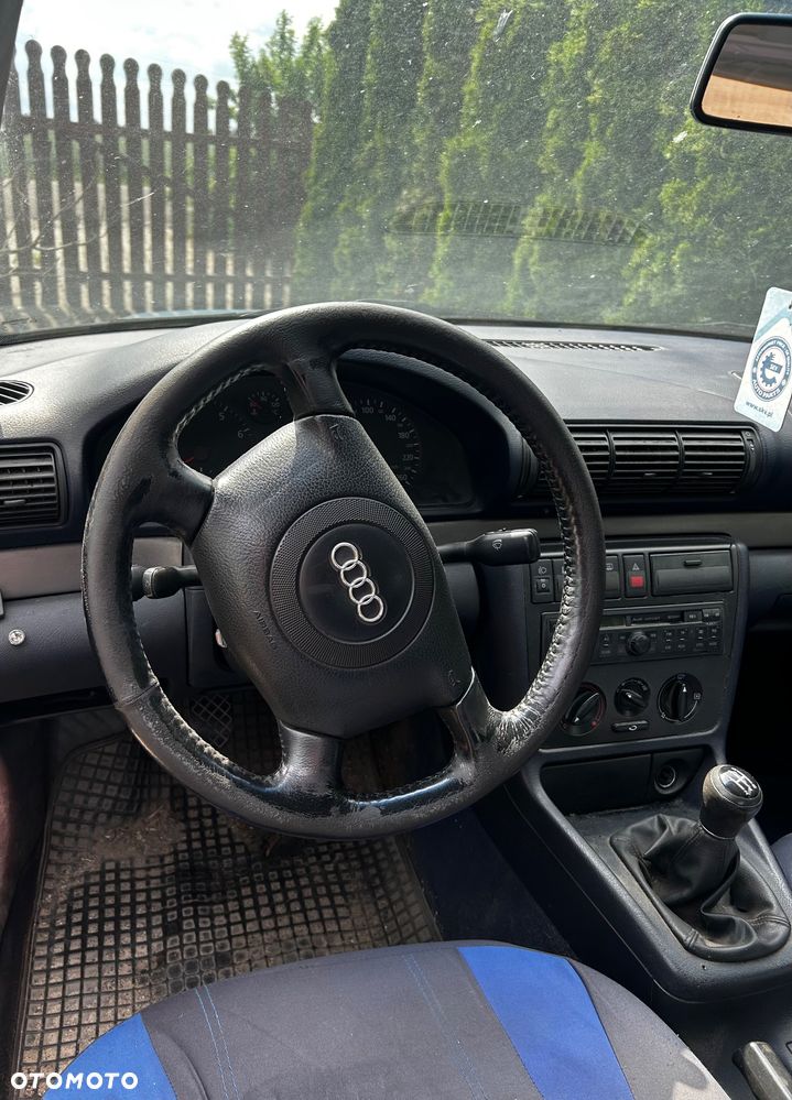 Audi A4 B5 rocznik 1998 - 8