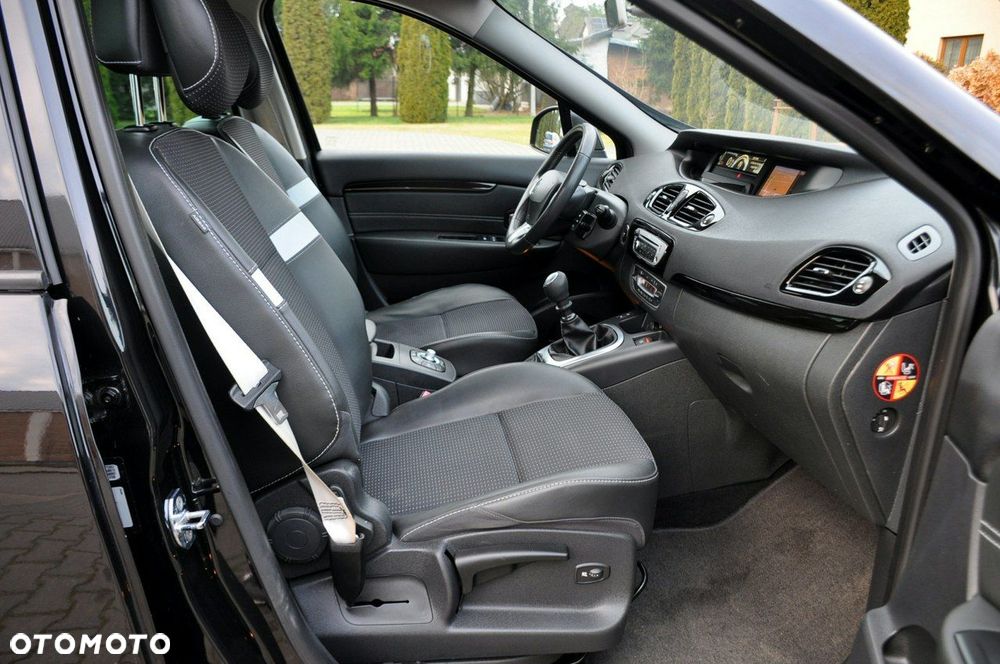 Renault Scenic - 17
