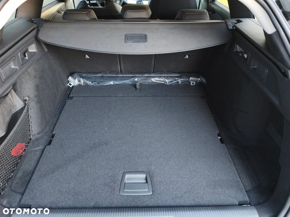 Peugeot 308 1.2 mHEV Allure S&S e-DCS6 - 21