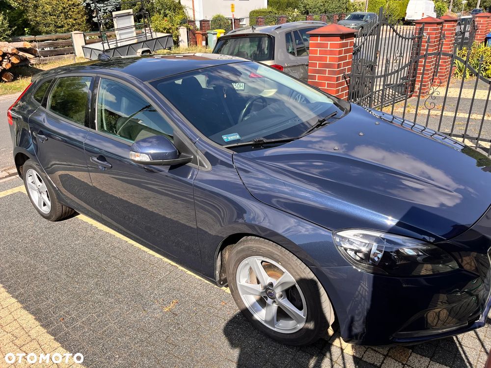 Volvo V40 D2 Momentum - 8