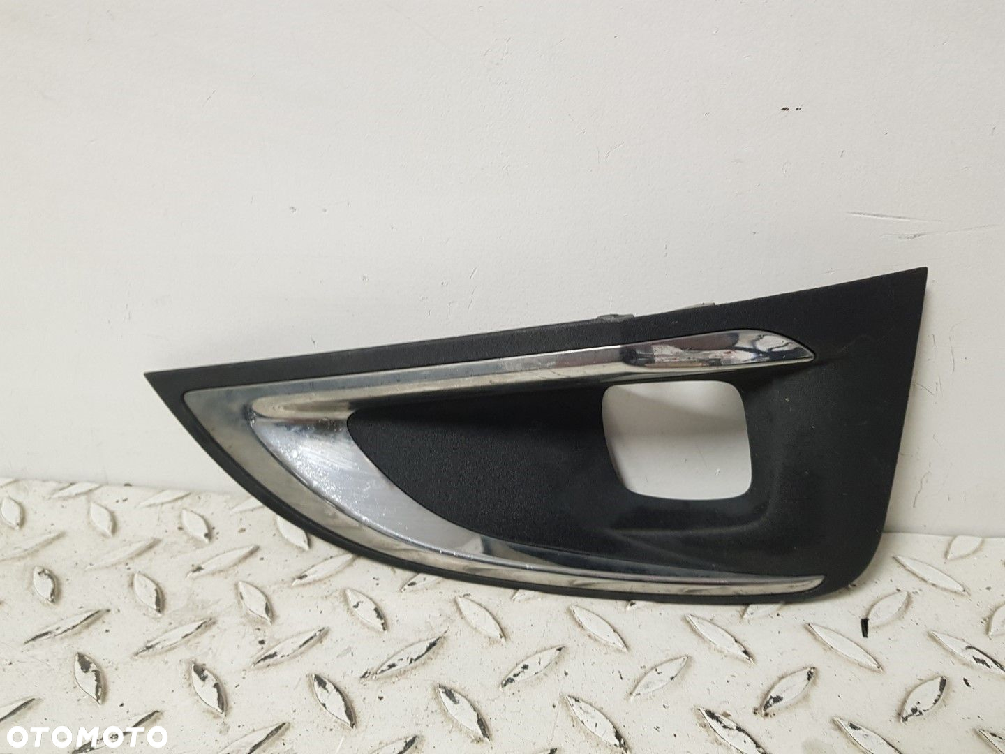 ORYGINALNA KRATKA HALOGENU ZDERZAKA PRAWY PRZÓD PEUGEOT 3008 2 5008 II 16-21  915692777D - 3