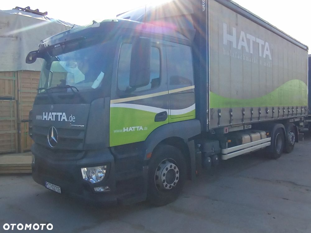 Mercedes-Benz Actros - 6