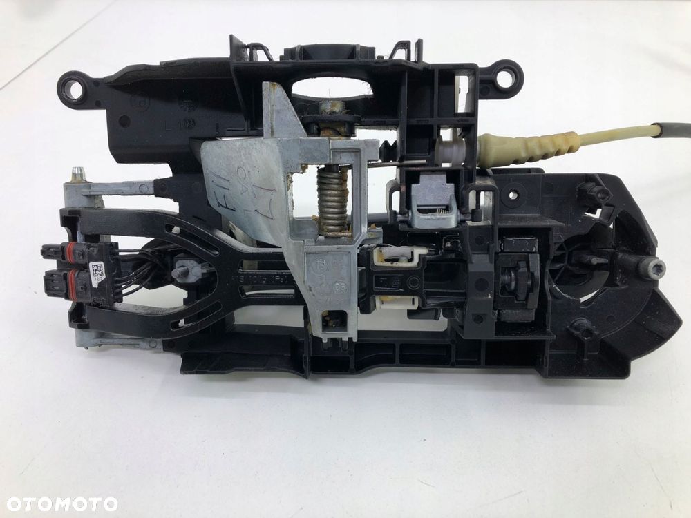 BMW 5 F11 KLAMKA KEYLESS KOLOR B90 LEWA TYŁ 7175731 - 7