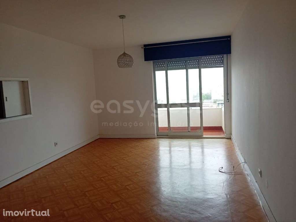 Apartamento T2 em Portimão com ótima localização e excelente exposi... - Grande imagem: 5/13