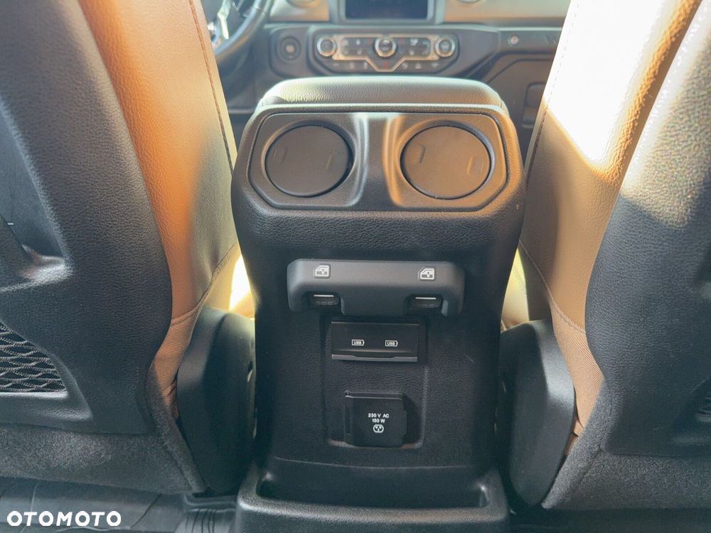 Jeep Wrangler - 36