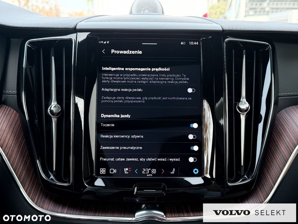Volvo XC 60 - 35