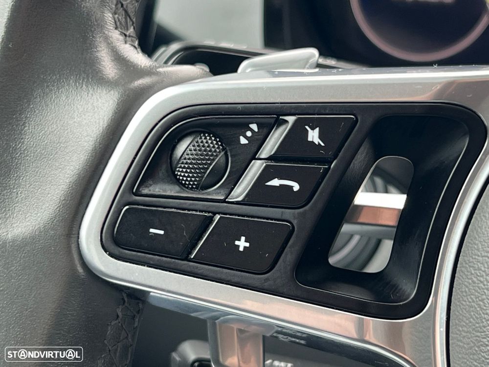 Porsche Cayenne Coupé E-Hybrid Platinum Edition - 33