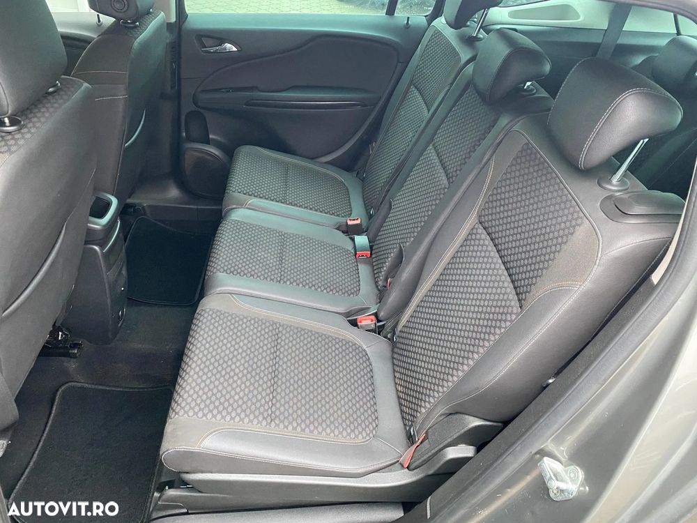 Opel Zafira - 15