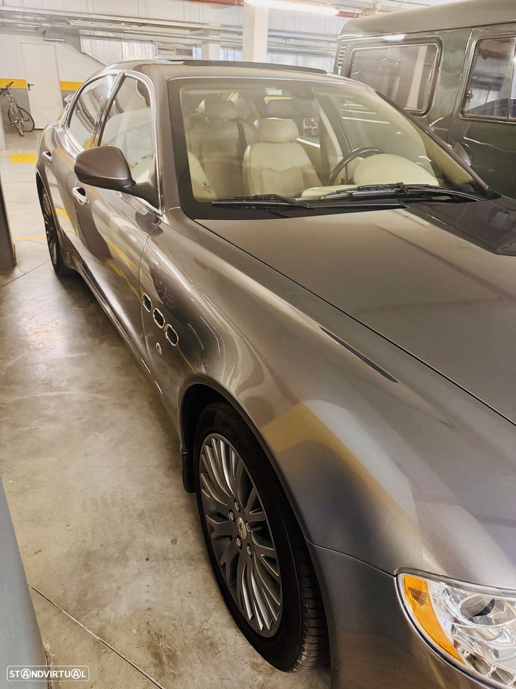 Maserati Quattroporte 4.2 V8 Aut. - 10
