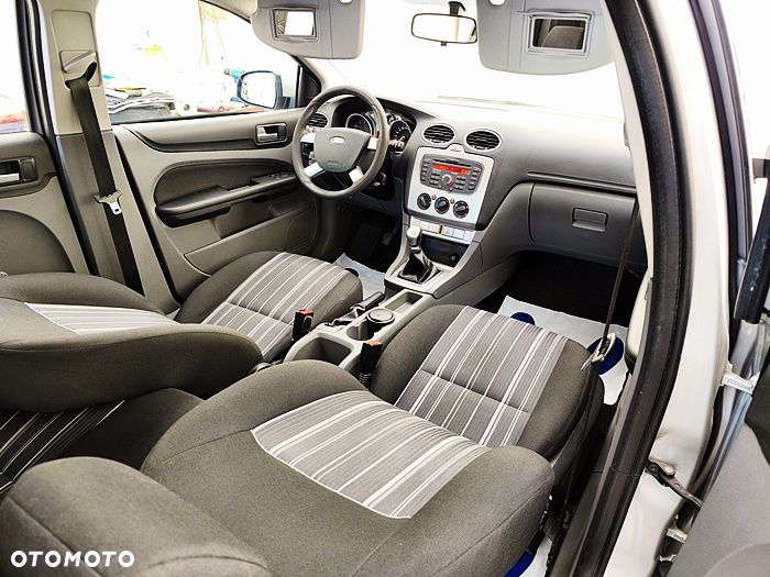 Ford Focus - 40