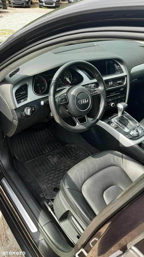 Audi A4 Avant 2.0 TDI DPF clean diesel multitronic Ambiente - 13
