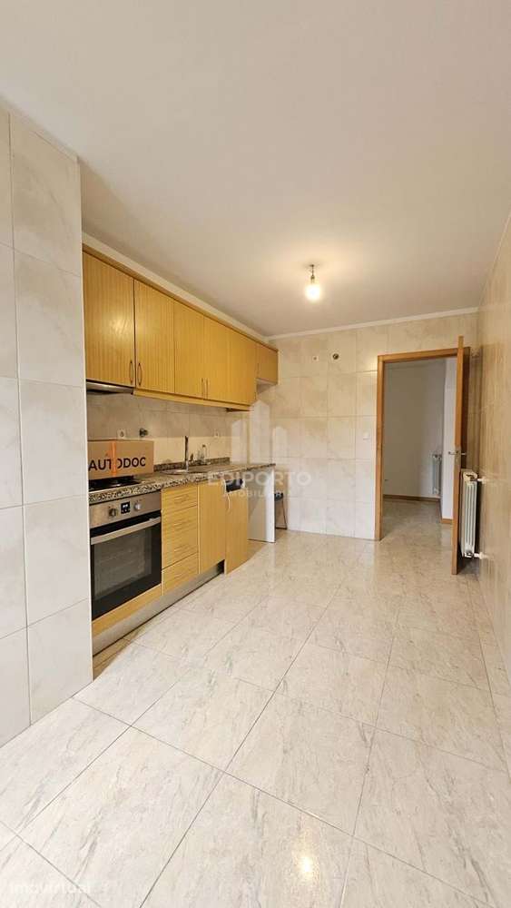 Excelente Apartamento T3 em Rio Tinto com Garagem e Varanda - Grande imagem: 5/20