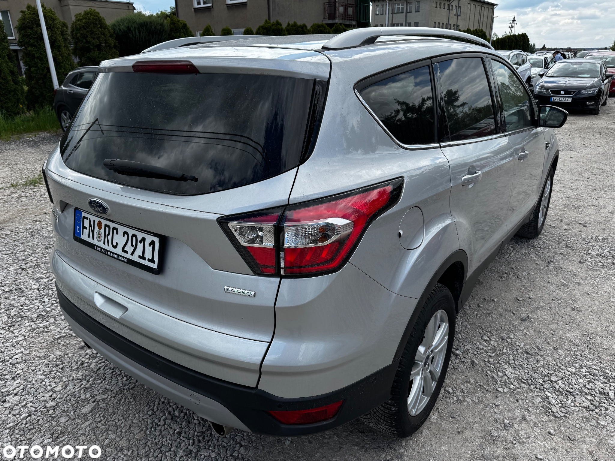 Ford Kuga 1.5 EcoBoost 2x4 Cool & Connect - 11