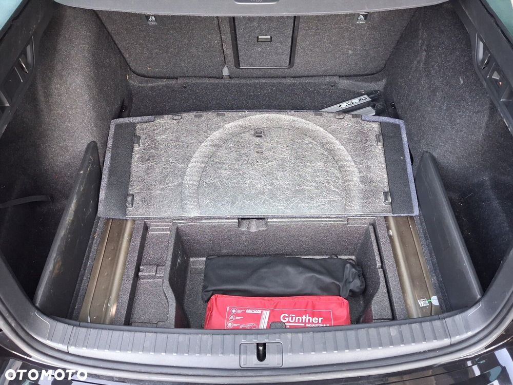 Skoda Octavia 2.0 TDI 4x4 Scout DSG - 22
