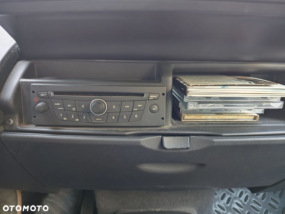 Renault Grand Espace 2.0 dCi FAP Initiale - 17