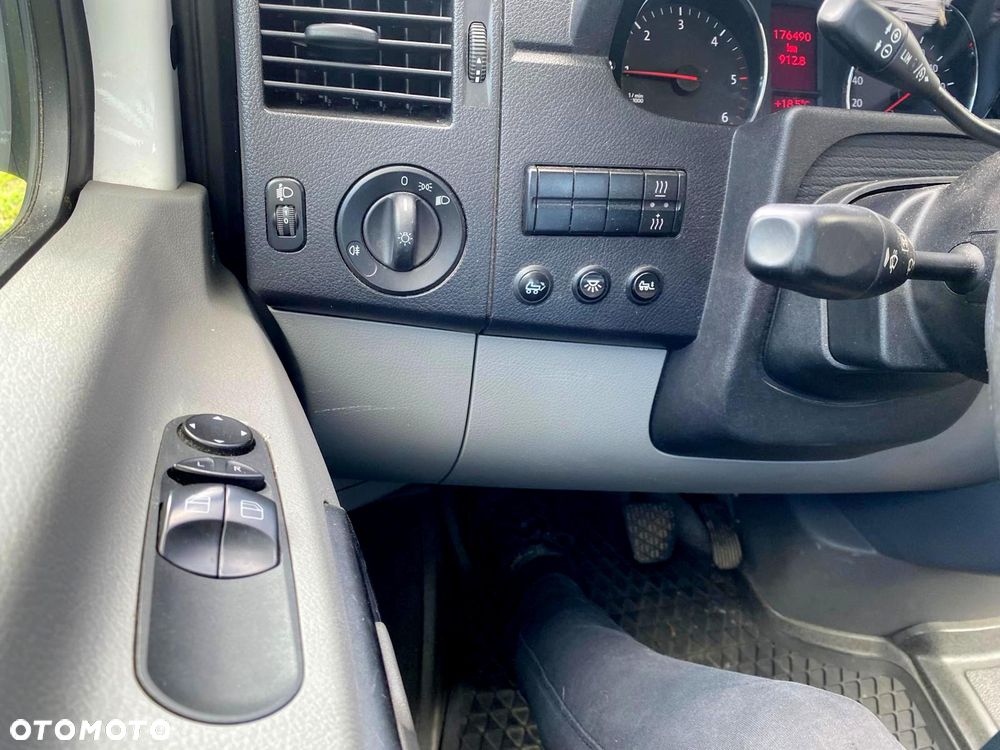Volkswagen CRAFTER - 34