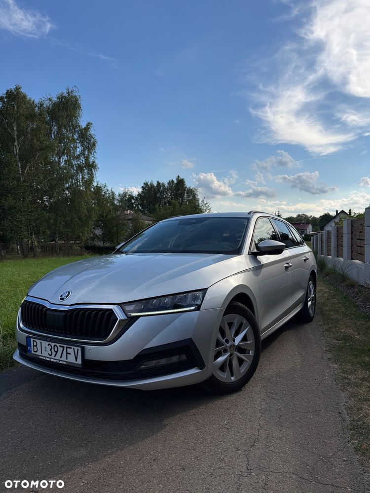 Skoda Octavia 2.0 TDI SCR Ambition DSG - 1