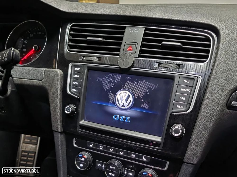 VW Golf 1.4 GTE Plug-in-Hybrid DSG - 3