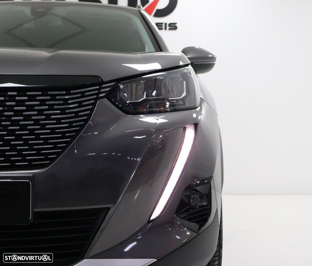 Peugeot 2008 1.2 PureTech Allure - 8