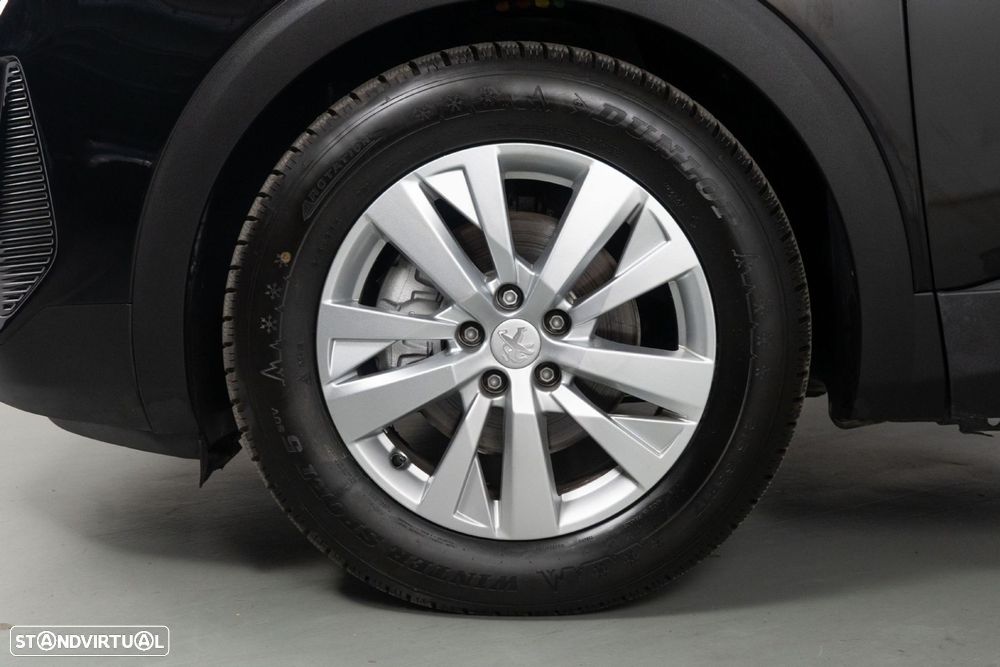 Peugeot 5008 1.2 PureTech Allure EAT8 - 18