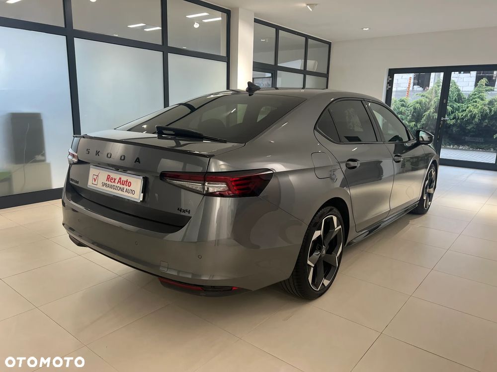Skoda Superb 2.0 TSI 4x4 Sportline DSG - 7