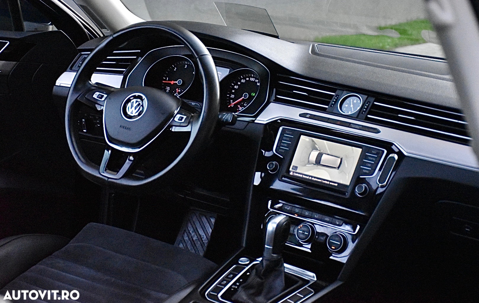 Volkswagen Passat Variant 2.0 TDI SCR DSG (BlueM. Tech) Highline - 5