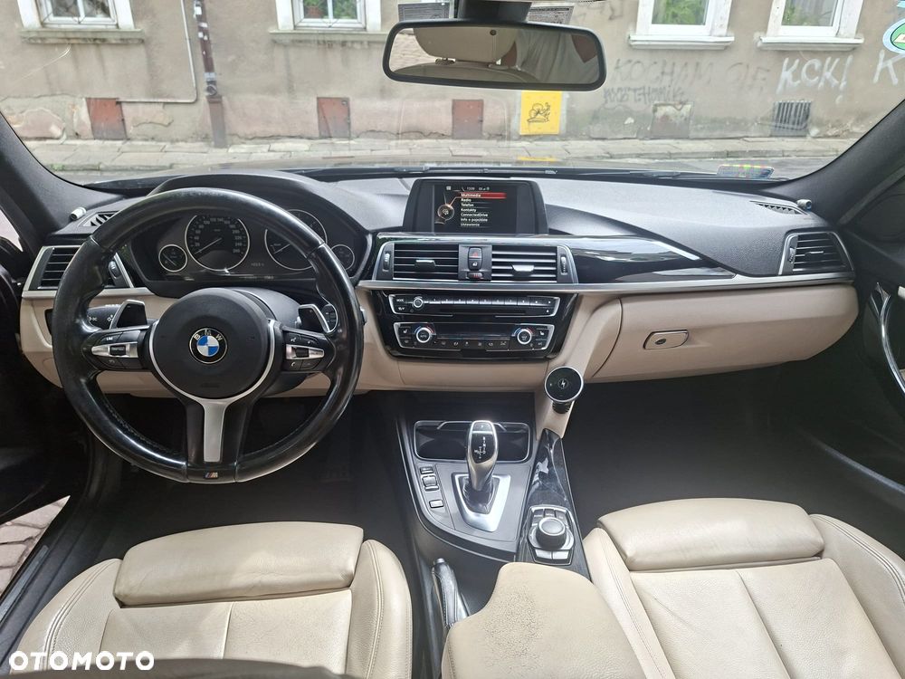 BMW Seria 3 320d Luxury Line - 9