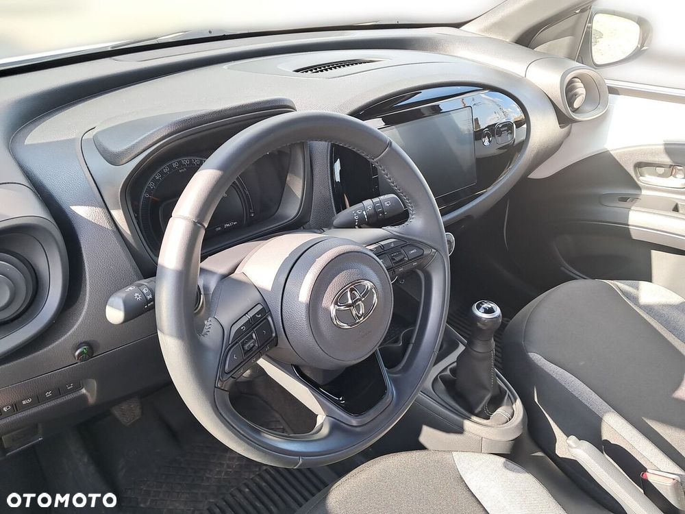 Toyota Aygo X - 8