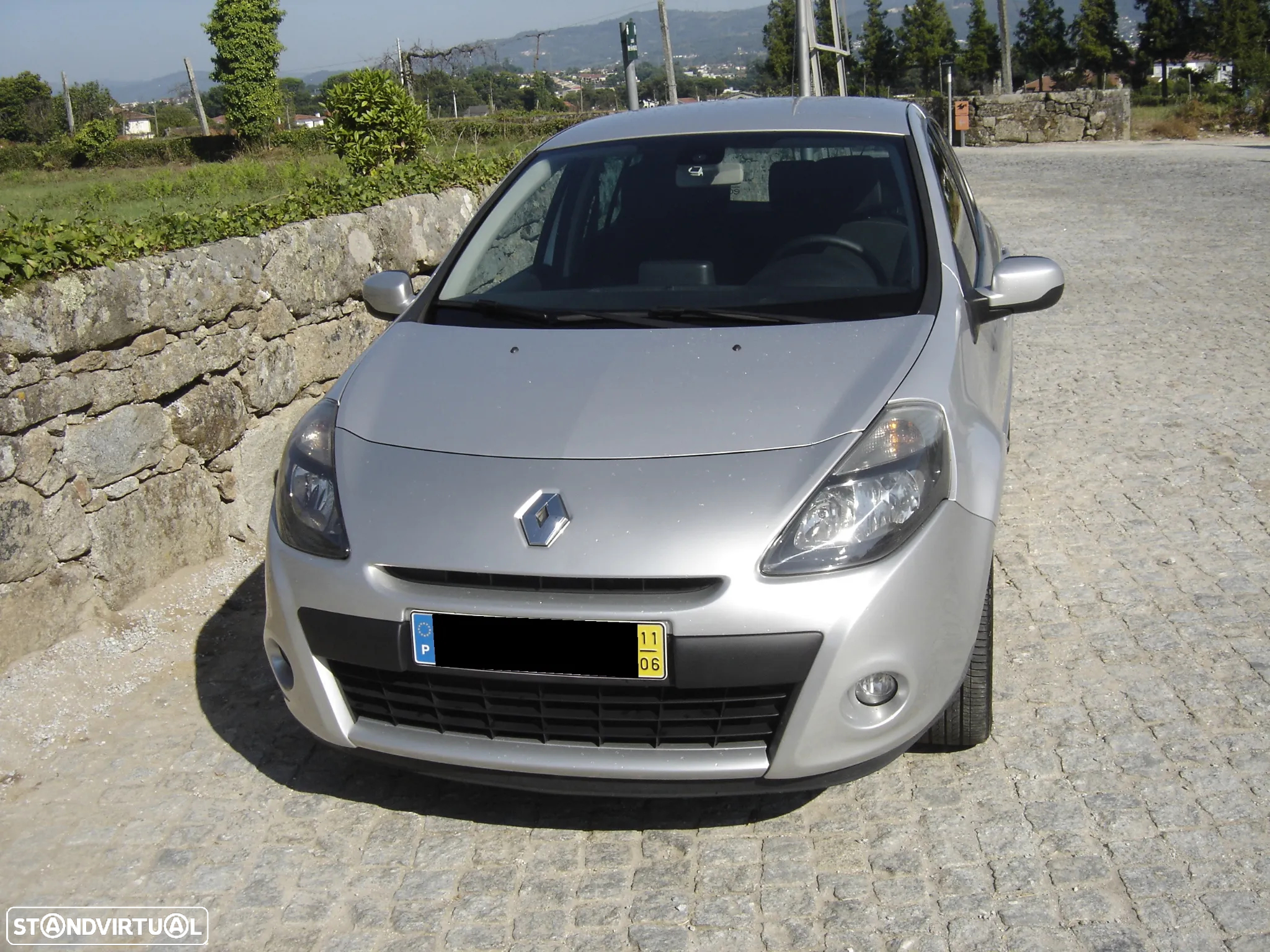 Renault Clio 1.5 dCi Dynamique S - 8