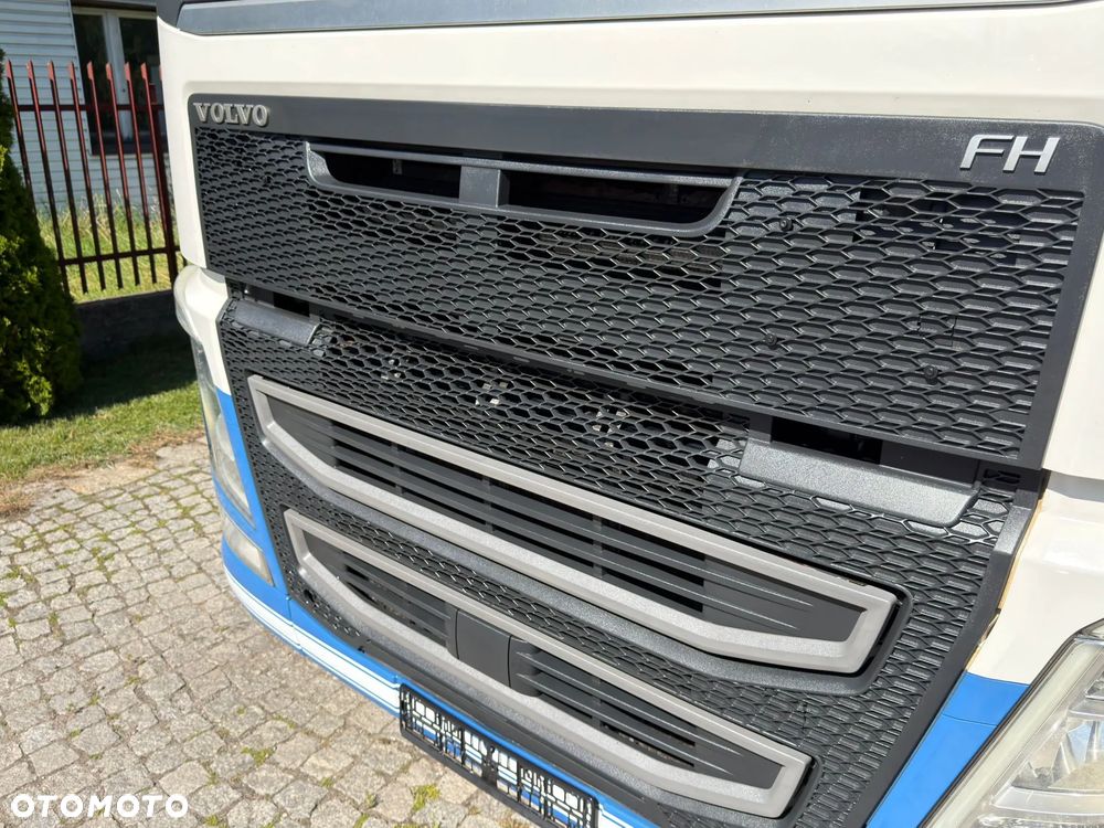 Volvo FH GLOBETROTTER - 14