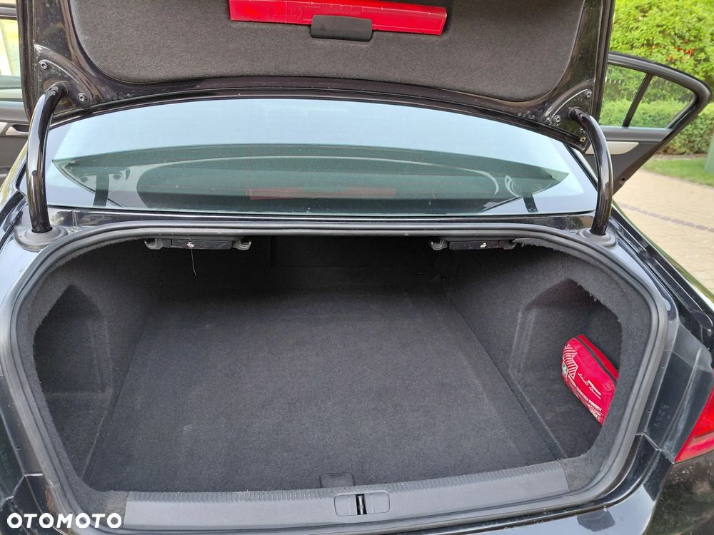 Volkswagen Passat 1.4 TSI Trendline - 36