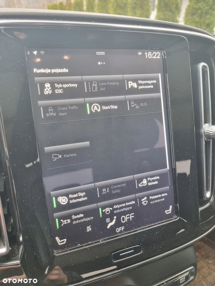 Volvo XC 40 T5 AWD Geartronic Momentum Pro - 19