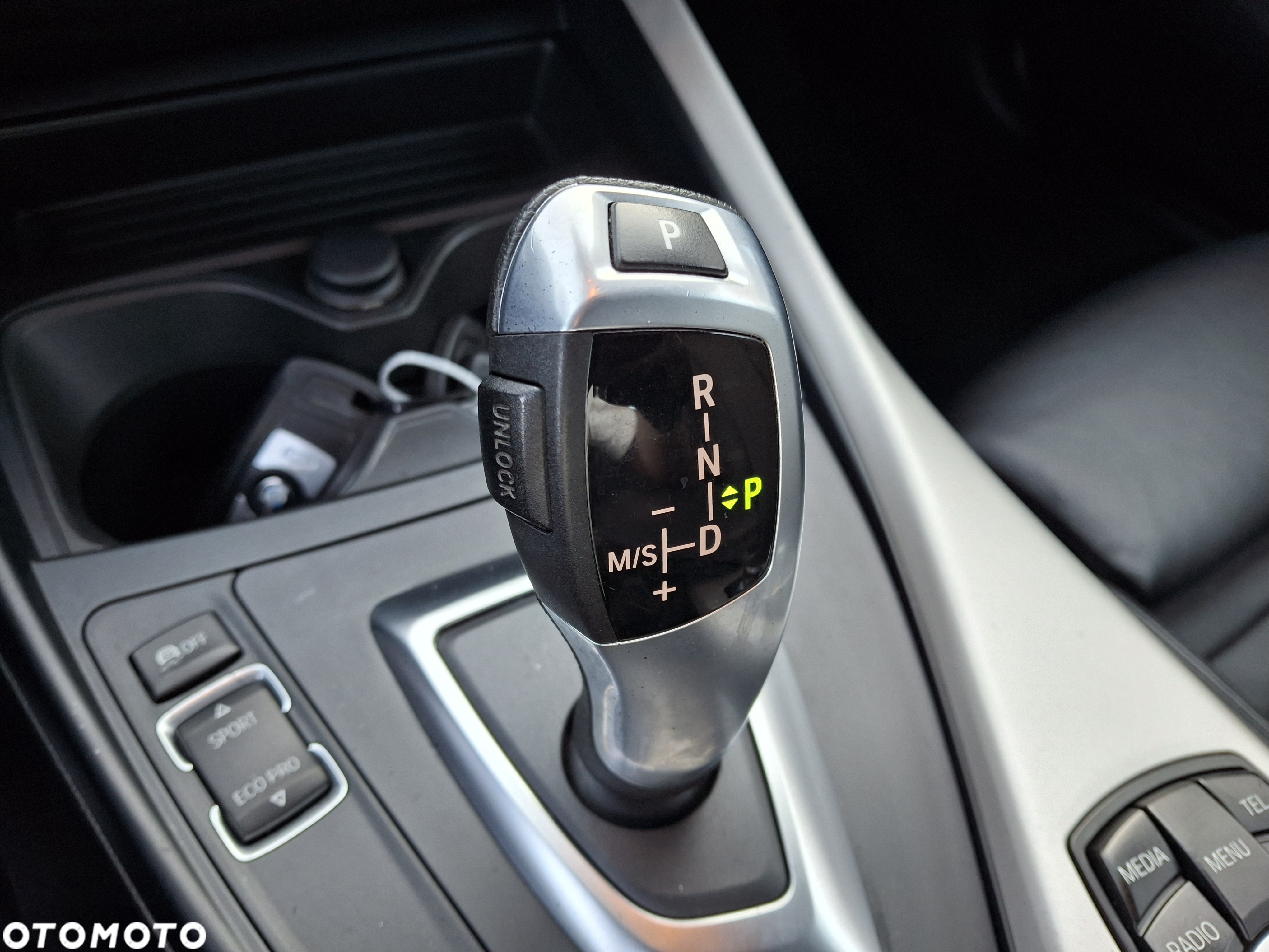 BMW Seria 1 - 30