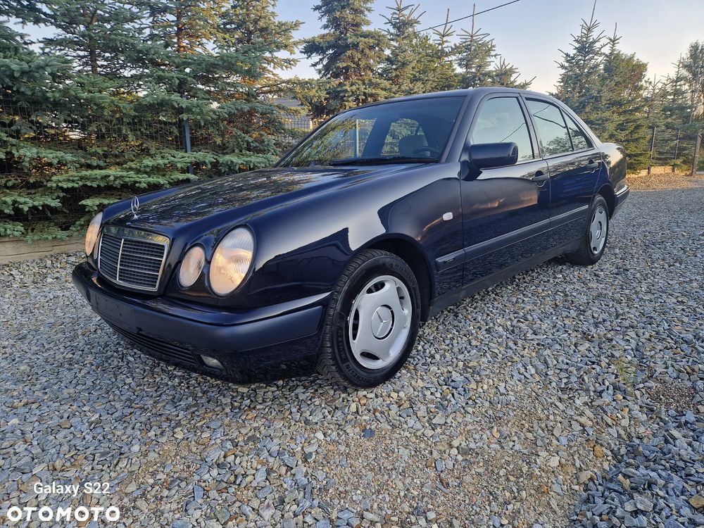 Mercedes-Benz Klasa E - 2