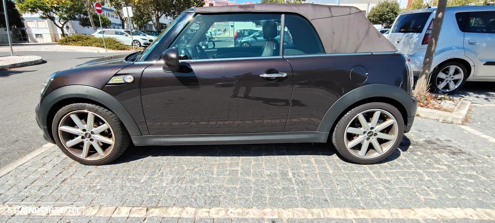MINI Cabrio Cooper D - 11