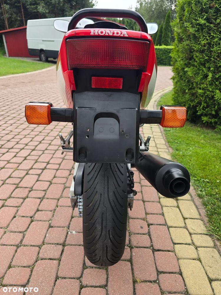 Honda CBR - 8