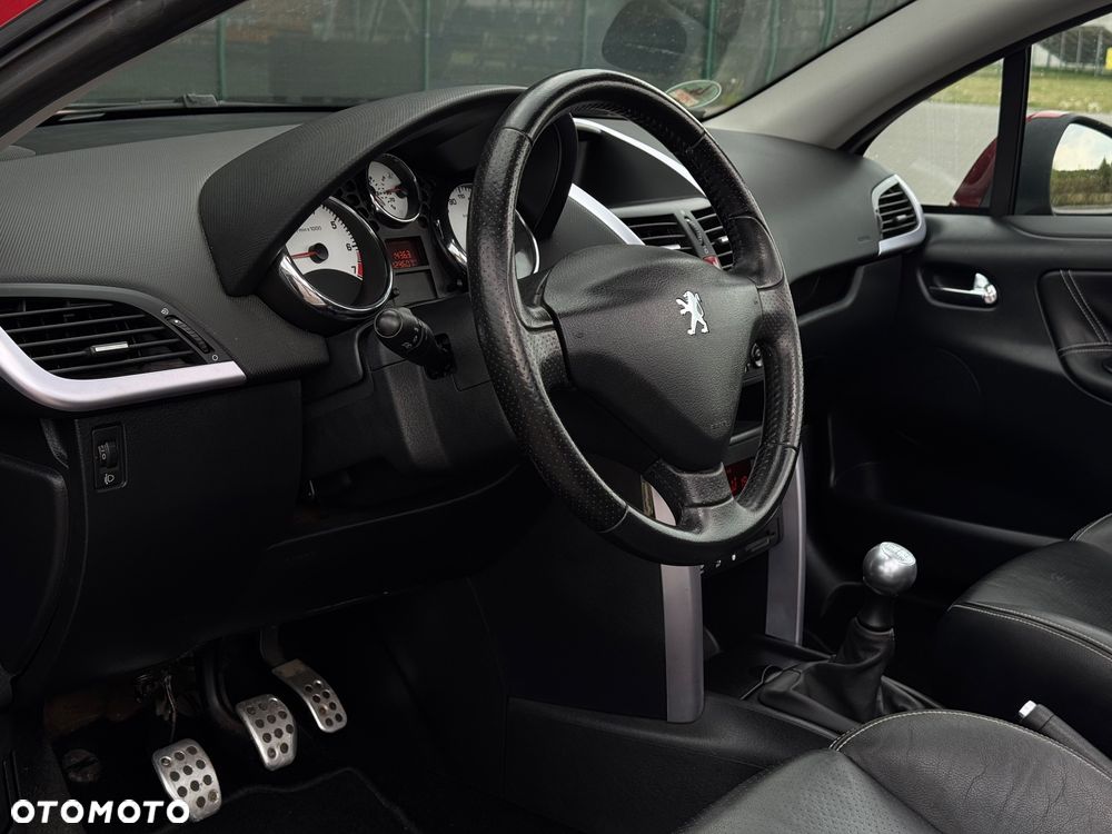 Peugeot 207 CC 120 VTi Premium - 31