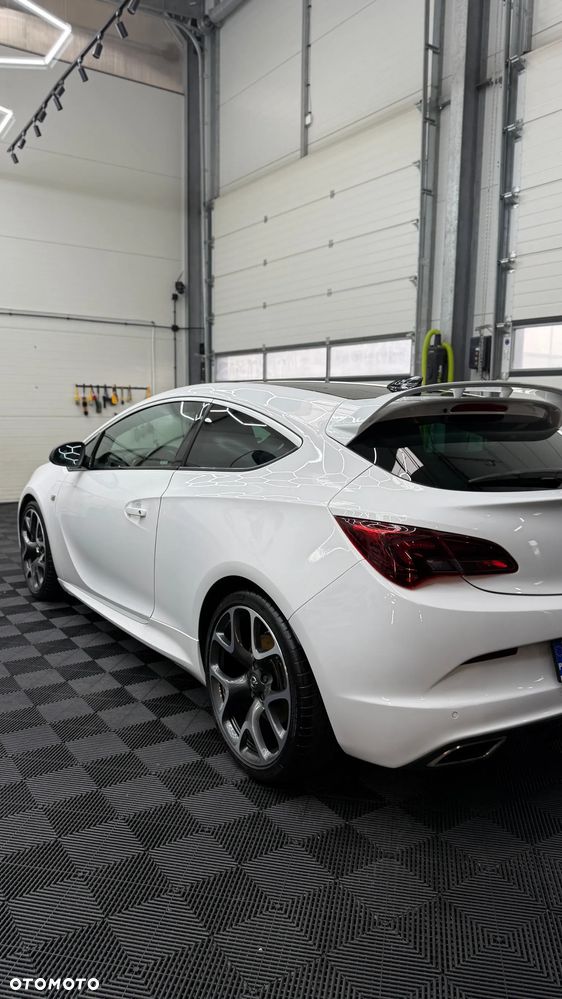 Opel Astra OPC - 10