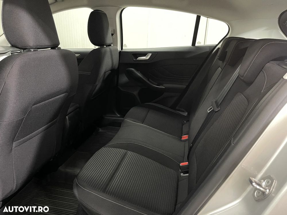 FORD Focus 2024 — imagine 37