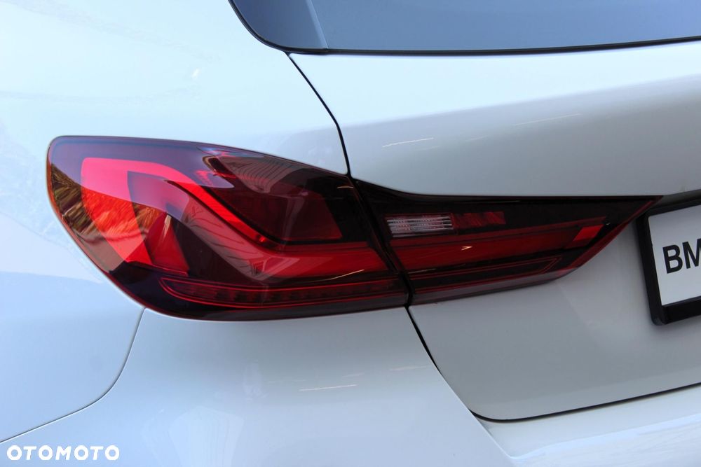 BMW Seria 1 - 21