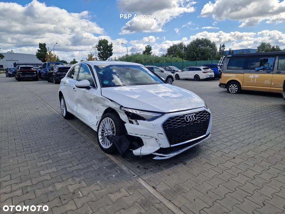 Audi A3 Sportback - 3