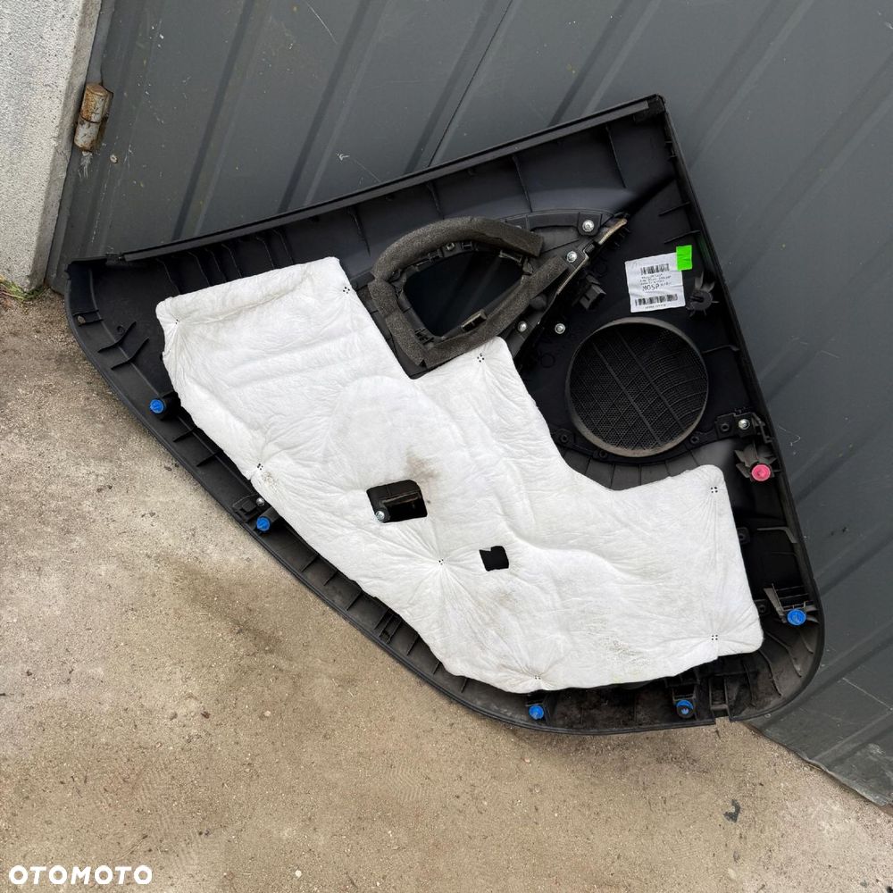 Boczek Tapicerka Drzwi Prawy Tył Hyundai Ix35 - 2