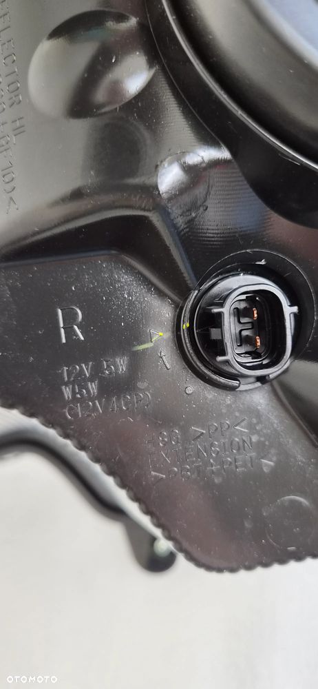 LAMPA PRAWA PRZÓD MITSUBISHI SPACE STAR LIFT 2019- STANLEY W5335 - 9