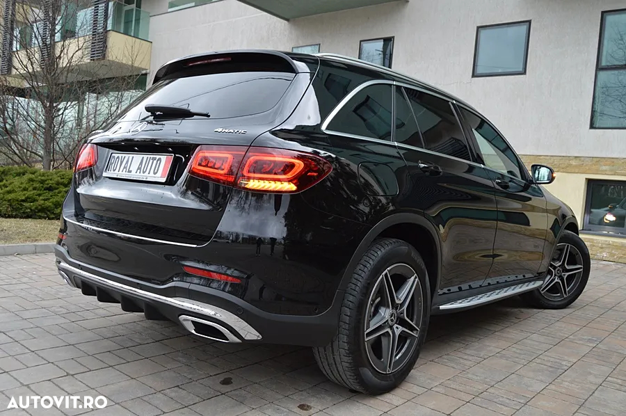 Mercedes-Benz GLC - 28