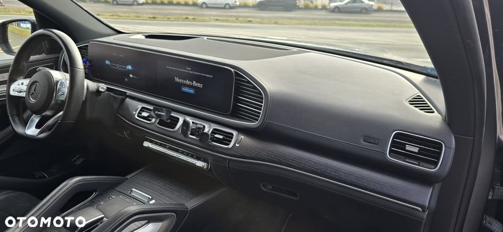 Mercedes-Benz GLE - 11