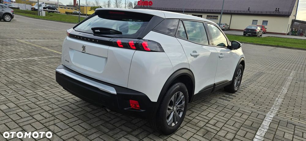 Peugeot 2008 1.2 PureTech Allure Pack S&S - 4